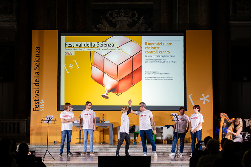 ICGEB Official (@icgeb) on Twitter photo A Touch of #Heart to Cure #Cancer: at the 22nd Genoa Festival of Science scientists from #ICGEB #Trieste and <a href="/unisiena/">Università di Siena</a> performed a heartfelt ode to reflect the tenacity needed to face challenges and to push boundaries through knowledge.
👉 icgeb.org/a-touch-of-hea… A Touch of #Heart to Cure #Cancer: at the 22nd Genoa Festival of Science scientists from #ICGEB #Trieste and <a href="/unisiena/">Università di Siena</a> performed a heartfelt ode to reflect the tenacity needed to face challenges and to push boundaries through knowledge.
👉 icgeb.org/a-touch-of-hea…