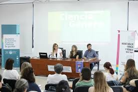 AIRE @noelladurante informe de Ciencia y Género
Conversamos con <a href="/EVeronicaCruz/">Verónica Cruz</a> sec. <a href="/DdhhUnlp/">Secretaría de Derechos Humanos UNLP</a> 
#ContactoUniversitarioAM 1390 <a href="/radioulaplata/">Radio UNLP</a> <a href="/unlp/">UNLP</a> twitch.tv/radiou_laplata nos ves y nos escuchas en universidata.com.ar