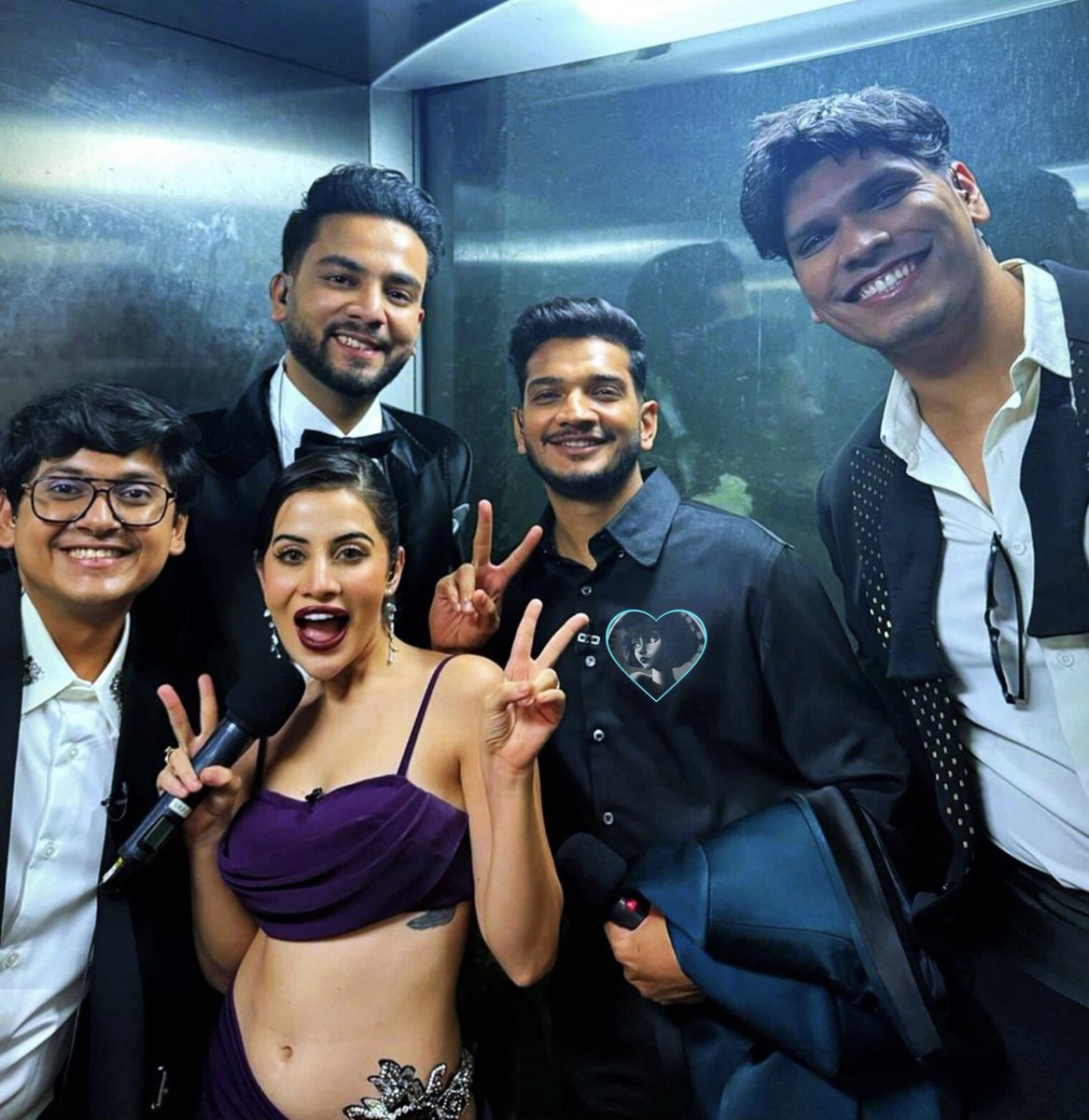 रजिया गुंडों में फँस गई। 😁😁