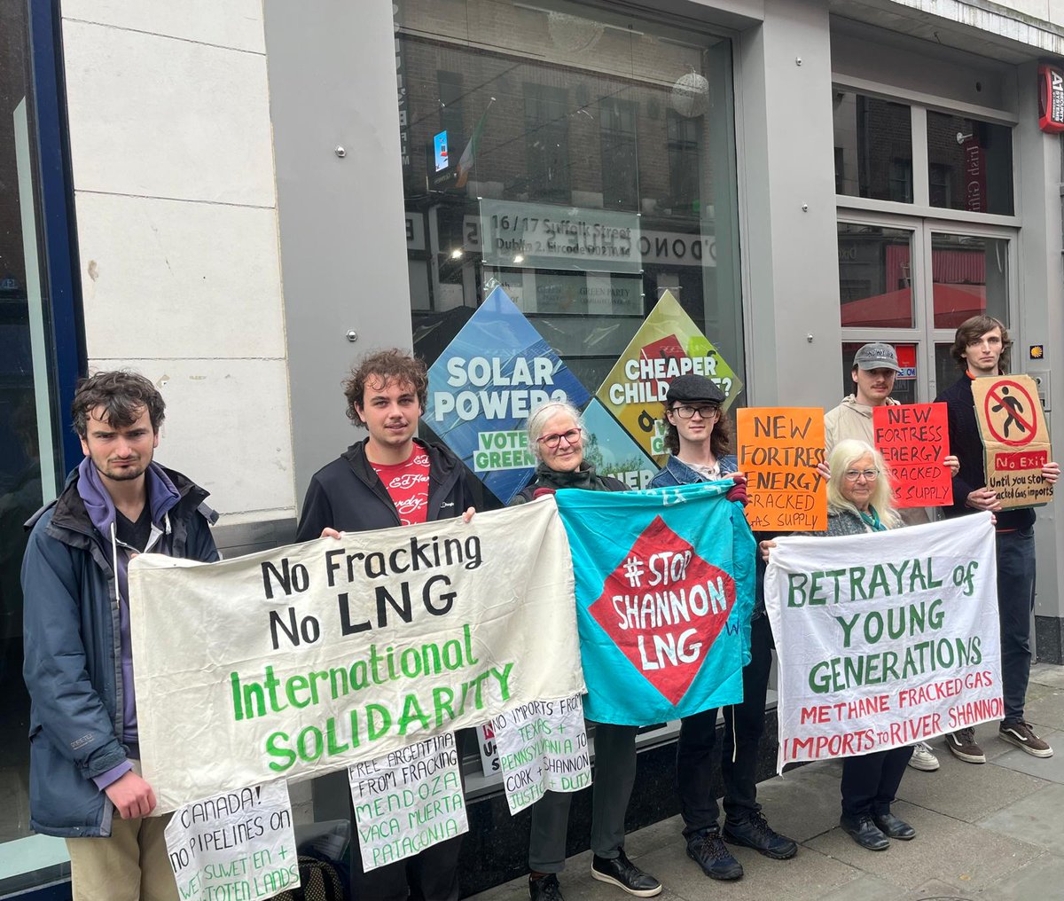 Futureproof Clare (@futureproofc) on Twitter photo The <a href="/greenparty_ie/">Green Party Ireland</a> are trying to bring in a fracked gas import terminal under accelerated implemention Action 17. We say Revoke Action 17 now! Delivering a petition to Greens to #StopShannonLNG @rte@rodericogorman <a href="/RoisinGarvey/">Sen. Róisín Garvey</a> my.uplift.ie/petitions/tell… The <a href="/greenparty_ie/">Green Party Ireland</a> are trying to bring in a fracked gas import terminal under accelerated implemention Action 17. We say Revoke Action 17 now! Delivering a petition to Greens to #StopShannonLNG @rte@rodericogorman <a href="/RoisinGarvey/">Sen. Róisín Garvey</a> my.uplift.ie/petitions/tell…
