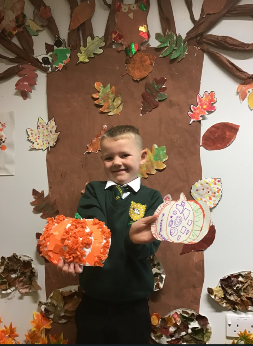 Autumn has arrived in the Rainbow Room! The children have created beautiful artwork. 🌈🎃🍂🍁