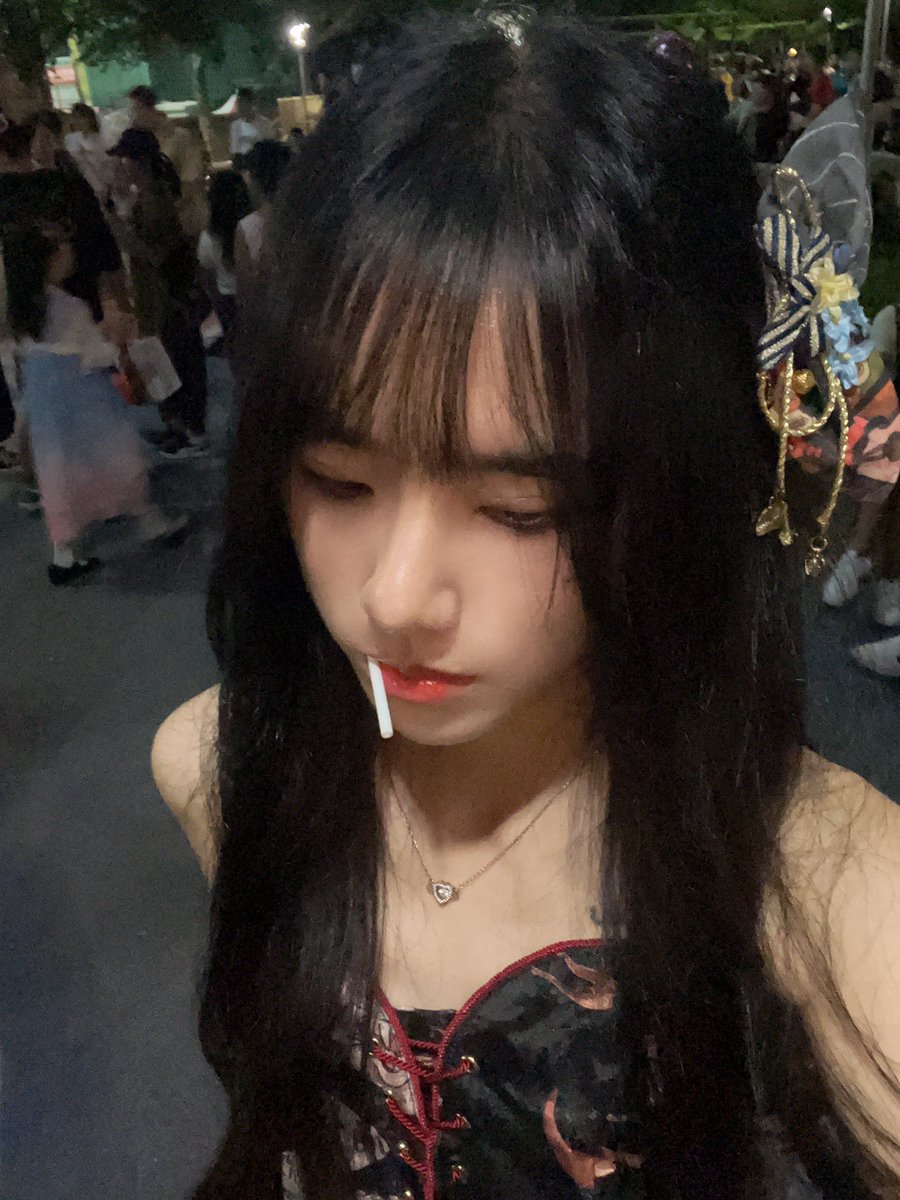 🈶女鬼 https://t.co/lo4Srw7w1H