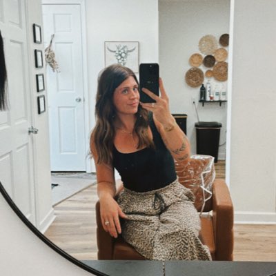 lexibranneman's tweet photo. #NewProfilePic https://t.co/XlGSprnJlL