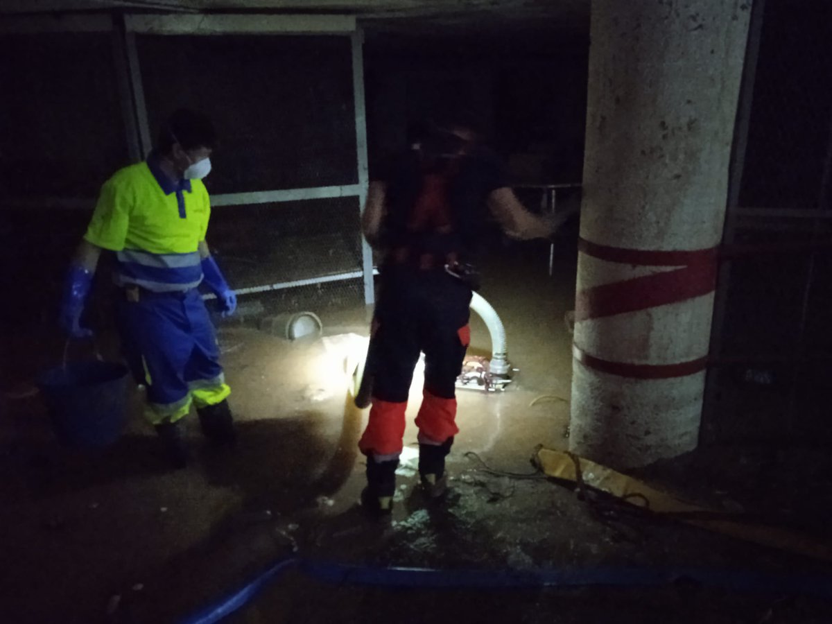 Bomberos y Salvamento Playas Gijón/Xixón 👨🏻‍🚒🚒 tweet media