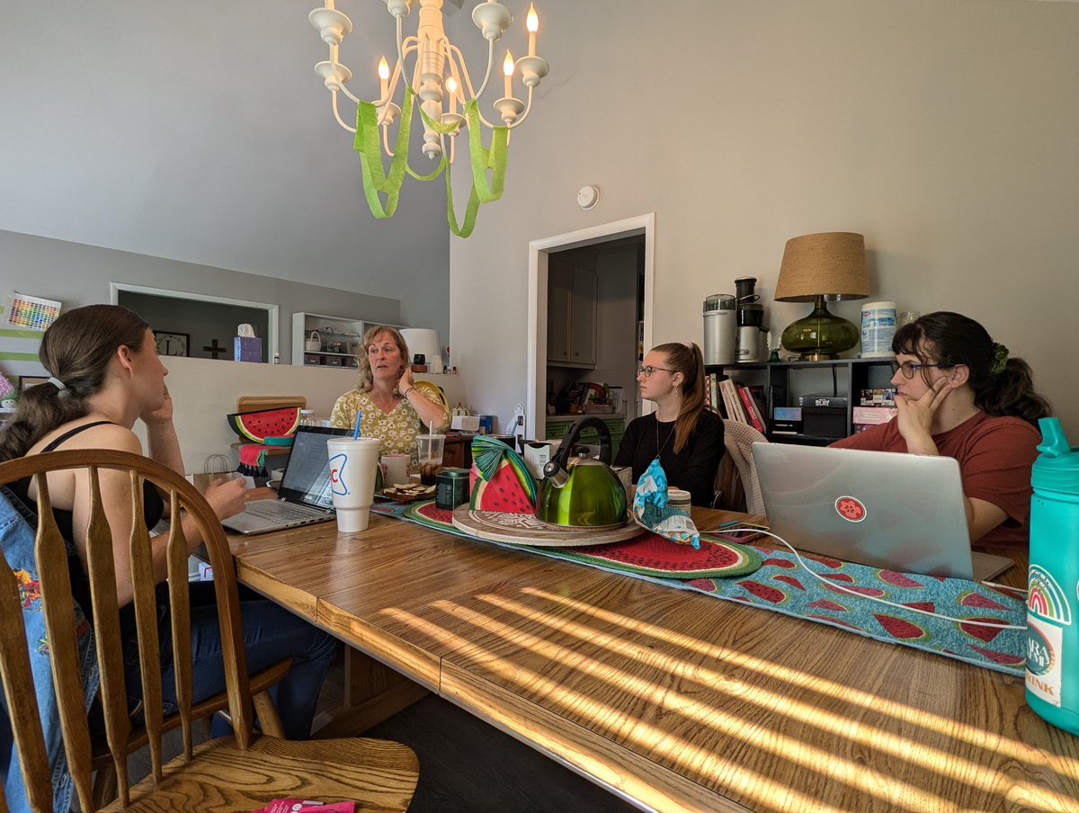 TaffetaChime's tweet image. Always thankful to be invited to cozy writing groups like these to talk about process, experience, publishing, inspiration, and all things writer-y! Thanks Megan Lamb for the invite to hang with you, Catherine, and Brittany along with the amazing Bonnie Blaylock! #Writinggroup