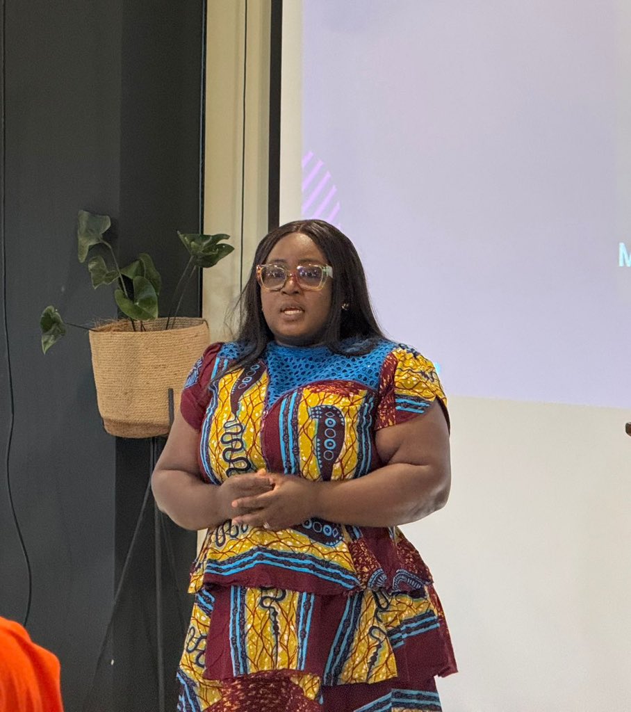 NOIPolls's tweet photo. @afrobarometer is currently running a communications training with communications experts. The sessions are aimed at sharpening communications skills and learning valuable communication techniques to elevate conversations.
It is inspiring to see everyone engaged!
#ABCommsTraining
#ABNigeria