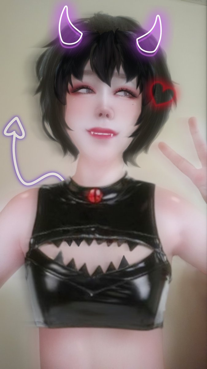 femboy_stellar's tweet photo. I'm a little devil, needs lots and lots of love...im ache for your, come and satisfy me♡

૮꒰ ˶• ༝ •˶꒱ა ♡
#femboy #makeup #makeuplook #radmakeup #selfie #devil #devilboy #devilmakeup #love https://t.co/3edqQBe0qT