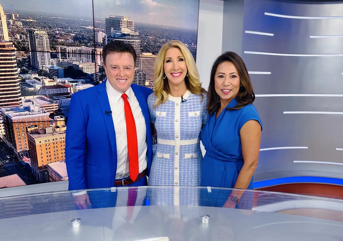 It was a pleasure having a civil discussion on Fox 35 about the election with former Congresswoman Stephanie Murphy.  Are you ready for a holiday from the TV ads? 

#election #Fox35 #civility