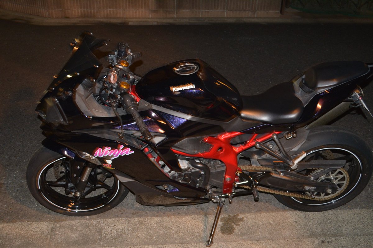L2inline4's tweet photo. 完成👾🔮
走ってるうちに浮いてくるところあるだろうけど、土曜のミーティング終わってから直そう。笑
とりあえず、ガソリンと空気入れに行く！ https://t.co/E5qgU7JSfI