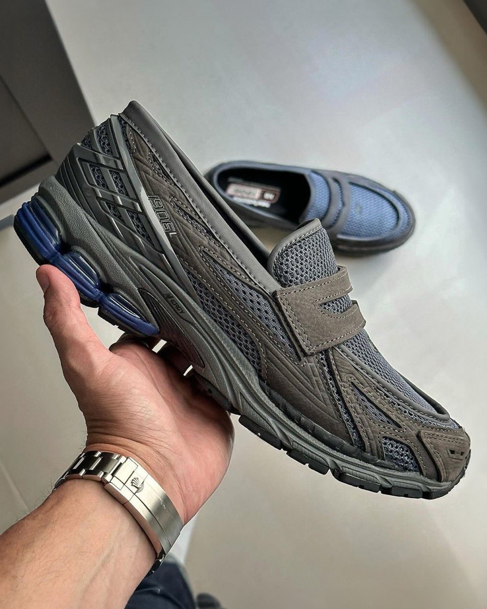 その他 M Introducing: CNCPTS x New Balance 1906 Hours and Days