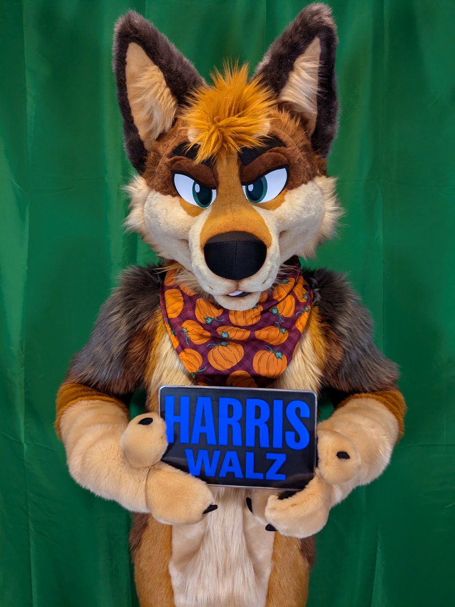 ANYONE ELSE TIRED OF POLITICS IN THE FANDOM??

Then let's elect the side that doesn't treat LGBTQ+ people like our very existence is 'political'.