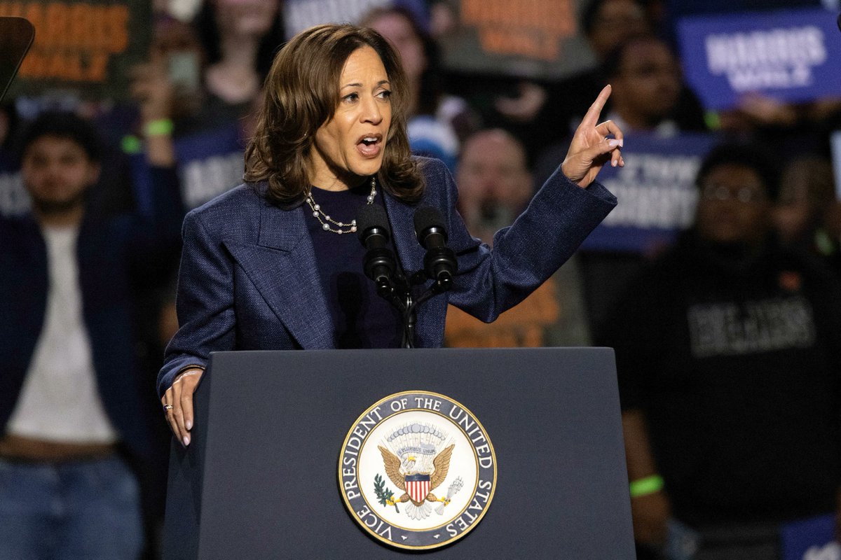 AJEnglish's tweet photo. "As president, I will do everything in my power to end the war in Gaza."

Kamala Harris says she will end Israel's war on Gaza in final election appeal to Arab Americans in US swing state of Michigan https://t.co/HKdgwGyj1M https://t.co/NI9wfYDyCd