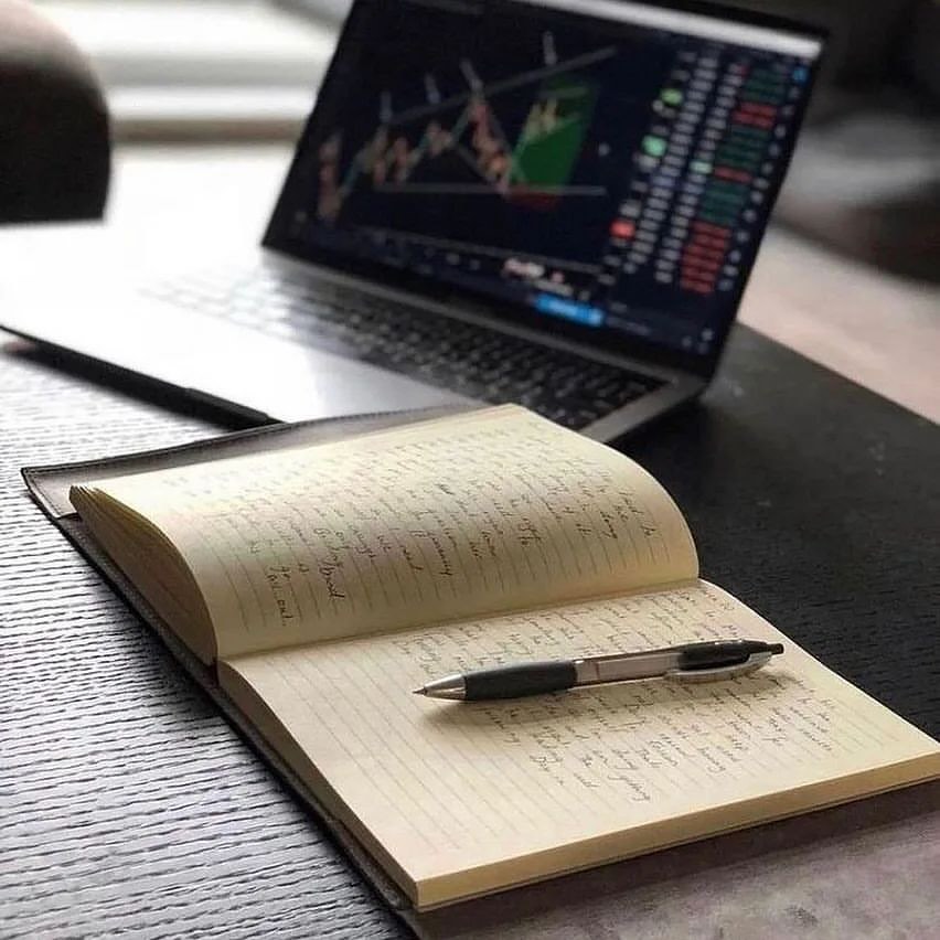 As we look ahead into the next century, leaders will be those who empower others.

Just a reminder that you owe it to Yourself to become Everthing you’ve always ever dreamed of being.....🎯🎯
With Bitcoin that dream can become a reality so Why not get Bitcoin today to start