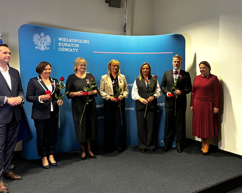 vml_global's tweet image. #VMLEnterpriseSolutions wins national award in Poland for its unique tech education partnership with Complex of Communication Schools (ZSŁ).

The collaboration supports specialist education, bridging the gap between education and business.

Read more 👉 vml.com/news/vml-enter…