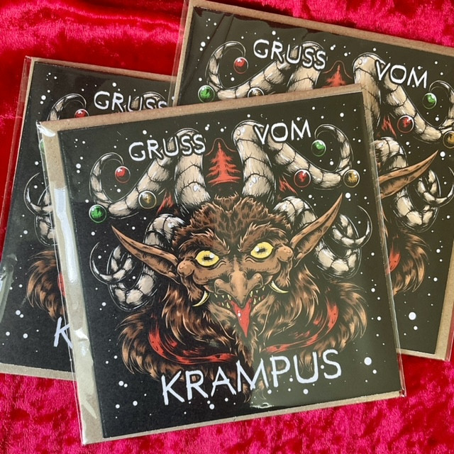 PhaseMoth's tweet photo. It's creeping ever so closer to the festive season~! 

If you want to pick up some weird art n gifts from my shops, pls make sure you order with enough time for them to arrive as I'm UK based~ 🕷️🪲

Etsy - https://t.co/C6WLUCqnLC
Website - https://t.co/aBG3W4hA2E

#darkart #art https://t.co/TlCJqxlydu