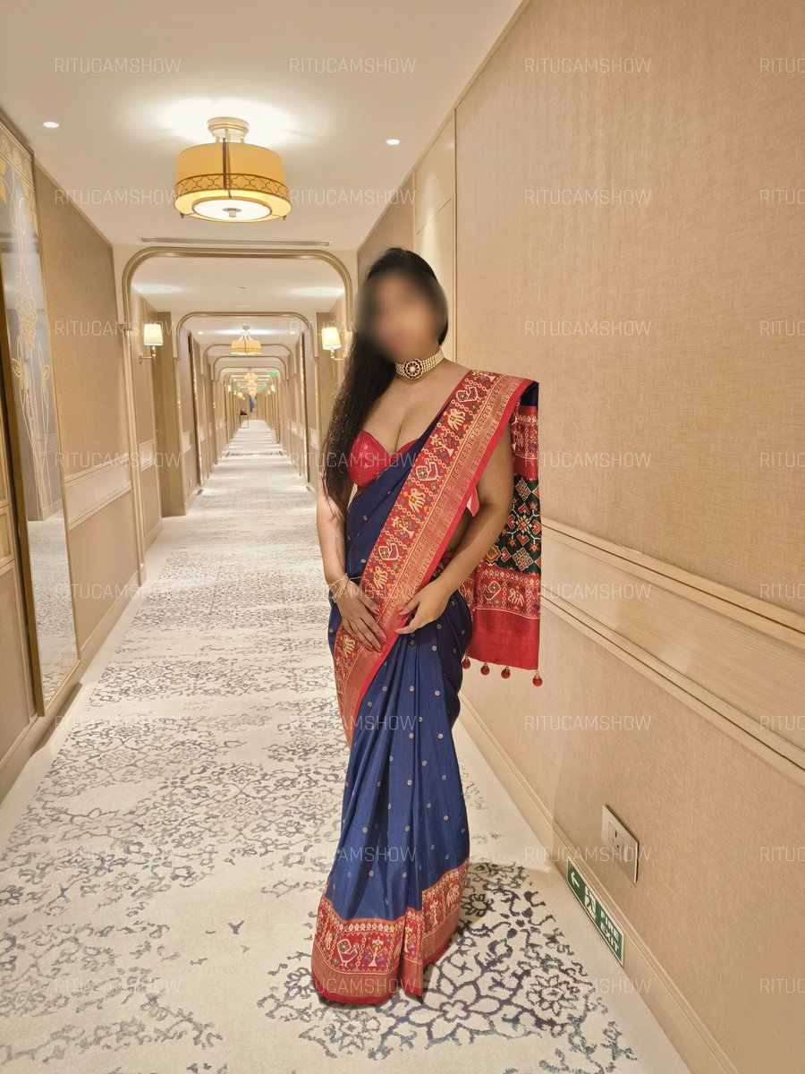 Ritucamshow's tweet photo. I have many phases I know how to attend parties and how to get a spotlight 😜
I am a complete package itself 
Desire of every man to get Lady like me ❤️ https://t.co/1QLEEOA0yq