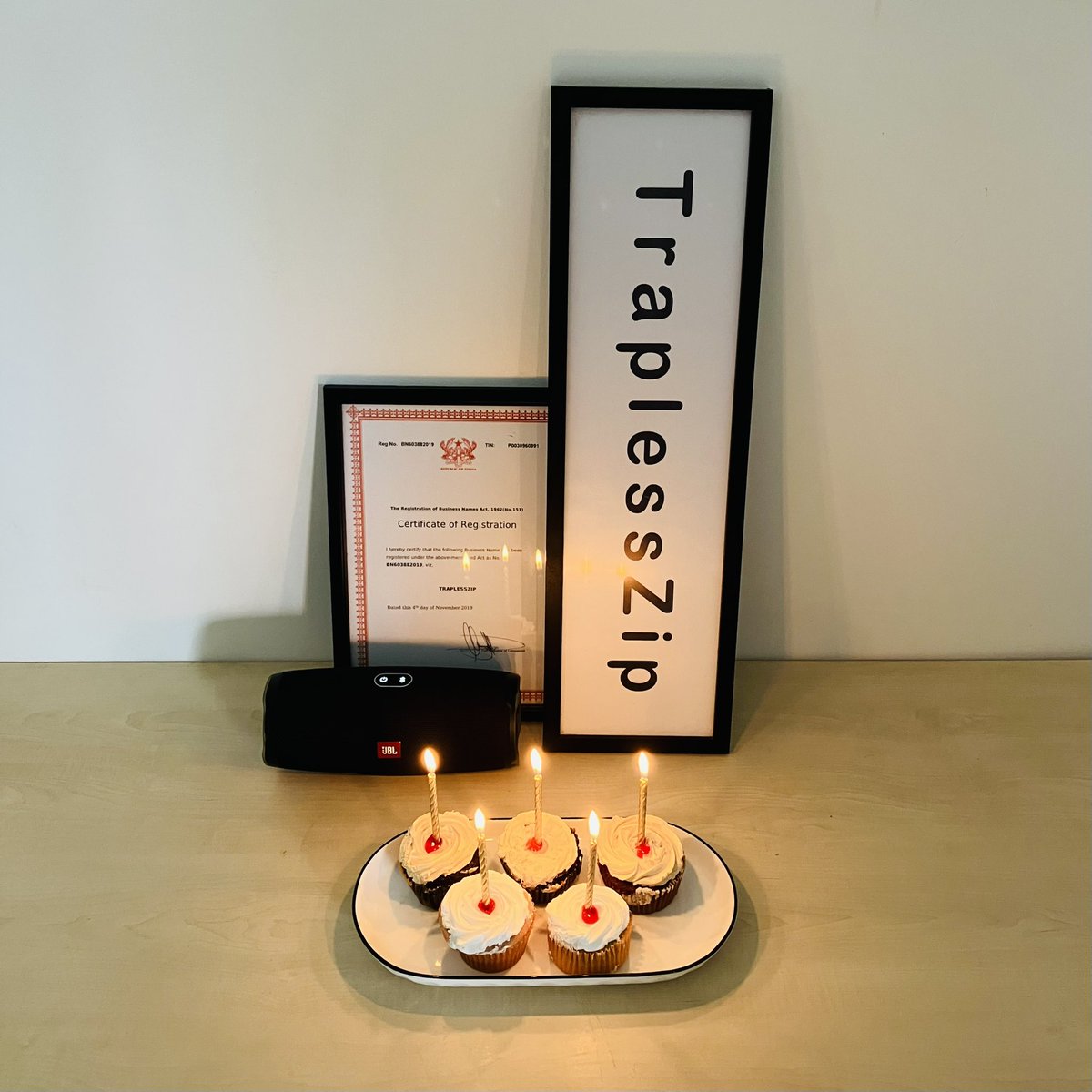 traplesszip's tweet photo. Happy Anniversary #traplesszip@5
 #TraplessZipOnlineShop #traplesszipshop 
Follow Us On #traplesszip https://t.co/kG2cZhEe7S