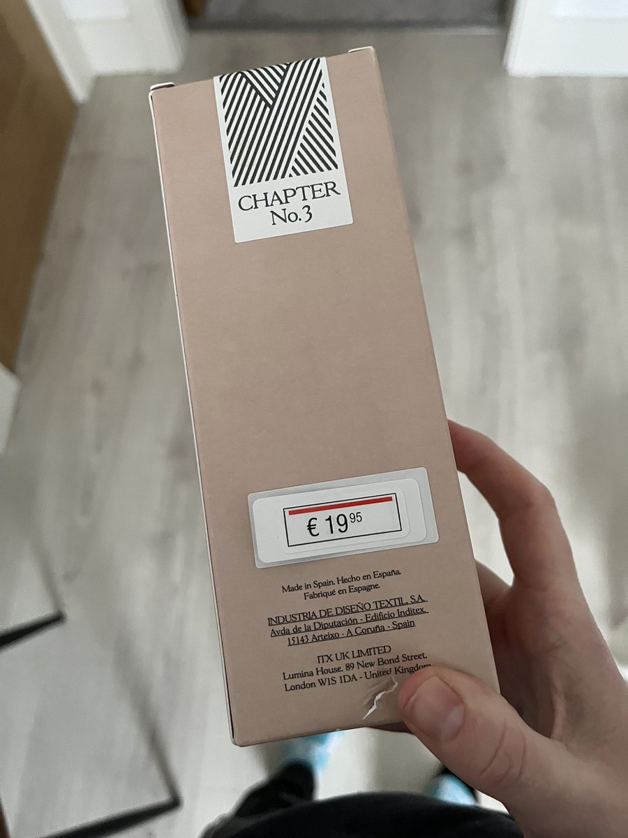 MCl15h's tweet photo. @ZARA_Care ordered online and paid more than what the bottle has been priced up at?! https://t.co/6Ci2pa11Bu