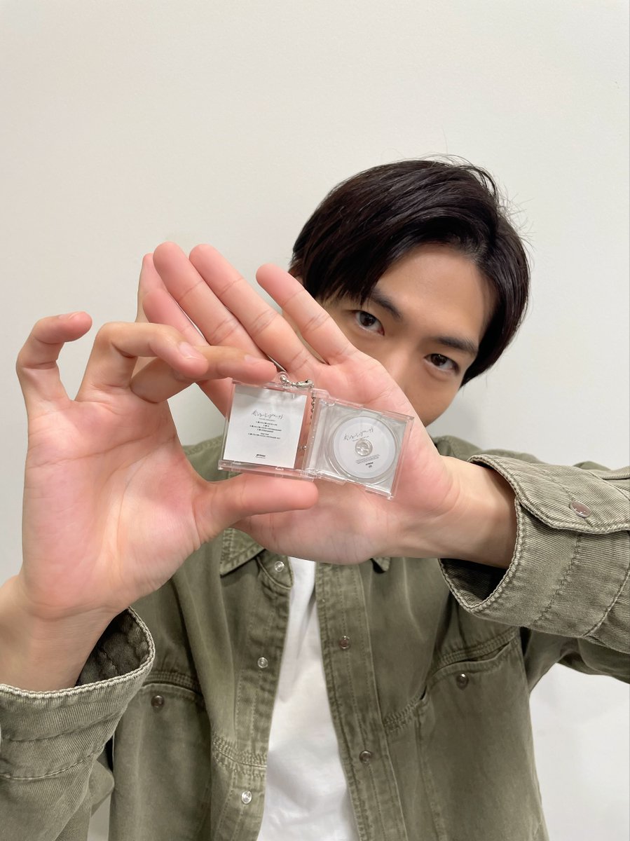 🎤#松下洸平🎤 ⋆⸜ 大好評ミニジャケ ⸝⋆ 11.6リリース「#愛してるっ