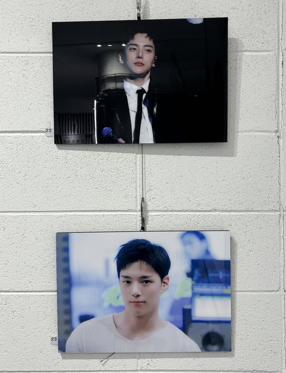 청춘영화가 떠오른 미녀기생카..🐳
저 미러룸?에서 눈돌아감🪞👀🪞

#허락없이졸업금지
#민혁 #MINHYUK