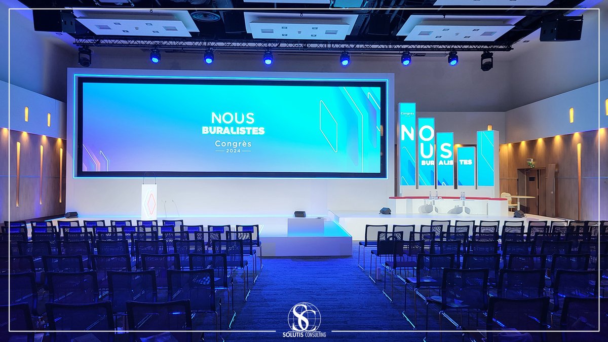 ♦️ Pour la seconde année consécutive, nous avons réalisé l'habillage et les supports graphiques du congrès des #Buralistes.

💻 Cela représente 20 infodécors, autant de titres animés dans les totems et plus de 370 slides réalisés pour ces deux jours d'événement !