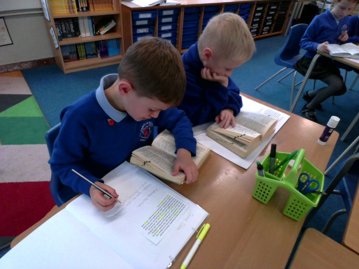 AppleySaintsCE's tweet photo. This morning, #ABASY4 are working hard and looking up unfamiliar vocabulary in a dictionary.
#ABASeng @lancsliteracy @FriendsPrimary https://t.co/ttJJrphPns