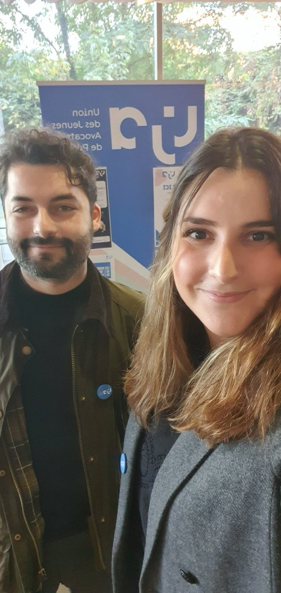 UJAdeParis's tweet photo. 🎓 L'UJA de Paris est présente aujourd'hui à la remise de diplôme du CAPA à l'EFB !

Un plaisir de rencontrer les Consoeurs et Confrères de demain, de répondre aux questions sur le démarrage dans la profession, sur sa 1ere collab ou installation à la sortie de l'école [...] https://t.co/N3CyKqs4IC