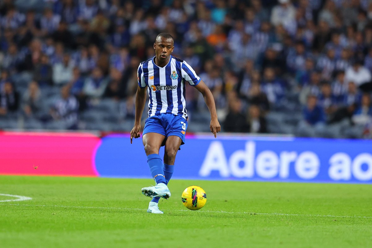 + 3 pontos! O caminho faz-se caminhando...
Já focados para o quinta-feira🔵⚪️#UEL