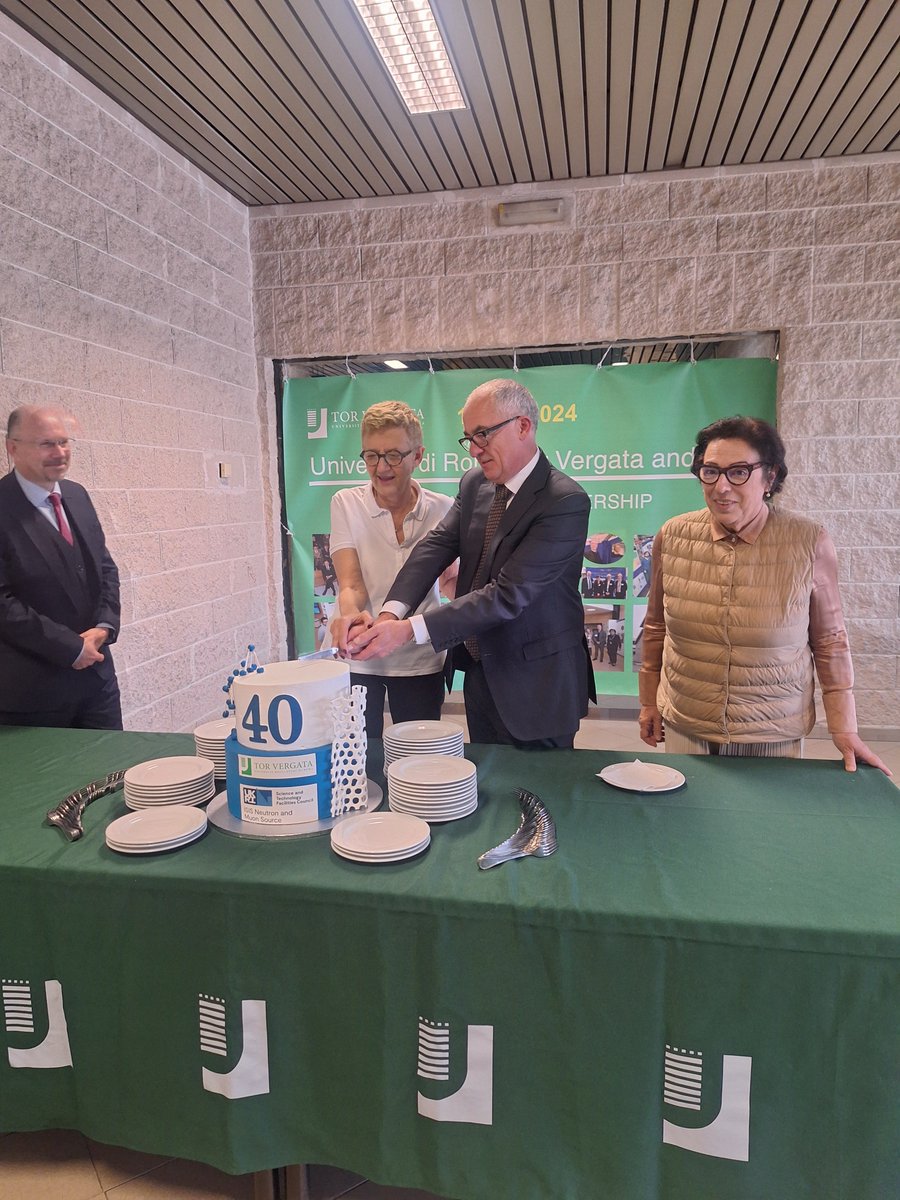 Events were held last week at the British Embassy and <a href="/unitorvergata/">Università di Roma Tor Vergata</a> to celebrate 4⃣0⃣ years of partnership between Italy and <a href="/isisneutronmuon/">ISIS Neutron and Muon Source</a>, a 🇬🇧 world-leading centre for research at the Science and Technology Facility Council Rutherford Appleton Laboratory.
