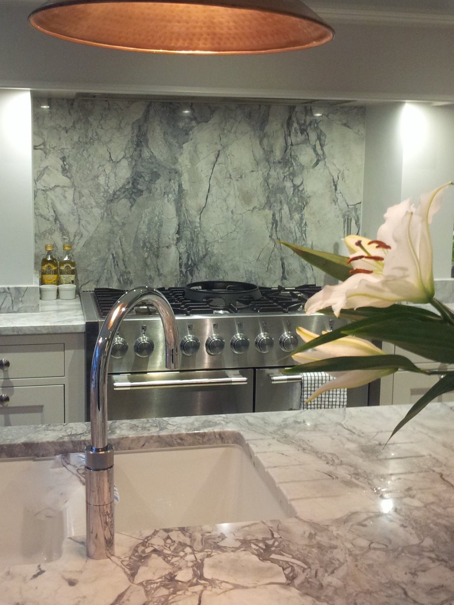 Having a closer look at our kitchens with this stunning project with natural Quartzite splashback and worktops as well as the Mercury cooker range and Quooker hot tap