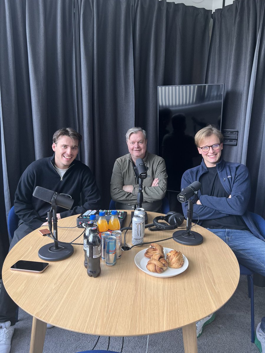 FantasyPodden tweet media