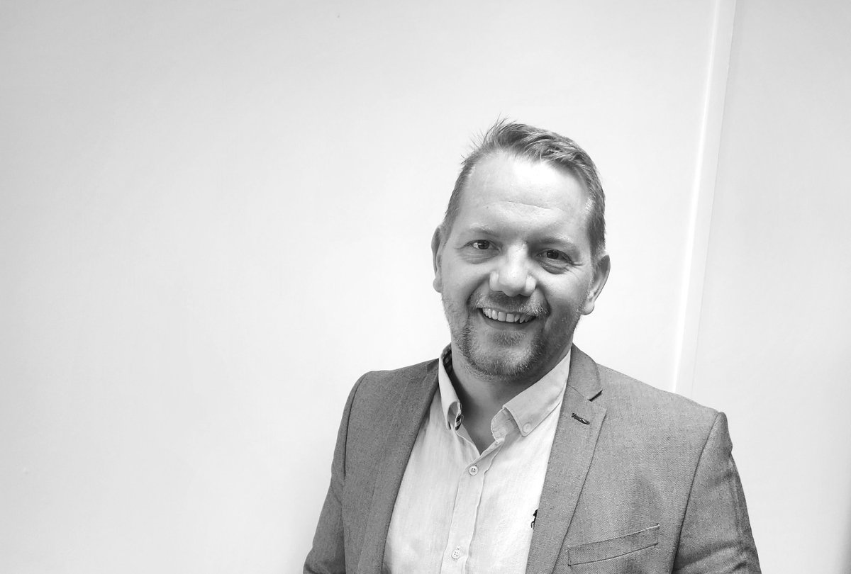 Cumbria Health (@cumbria_health) on Twitter photo Our Very Own⭐
📻Richard McGregor, Head of Digital and Performance at Cumbria Health was recently a guest on HealthTech Hour with Steve Roest, you can listen back here - tinyurl.com/2w83msnn
<a href="/SteveRoestCEO/">Steve Roest</a> <a href="/healthradio_uk/">Health Matters</a> #HealthTechHour Our Very Own⭐
📻Richard McGregor, Head of Digital and Performance at Cumbria Health was recently a guest on HealthTech Hour with Steve Roest, you can listen back here - tinyurl.com/2w83msnn
<a href="/SteveRoestCEO/">Steve Roest</a> <a href="/healthradio_uk/">Health Matters</a> #HealthTechHour