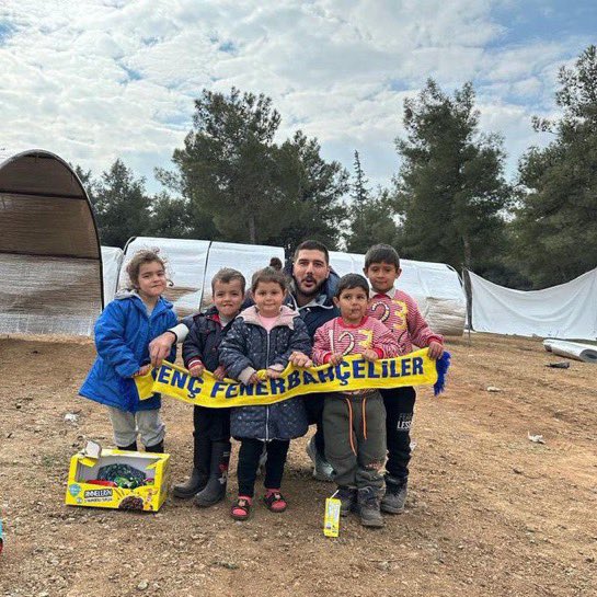 HAKSIZLIĞIN KARŞISINDA SUSAN DİLSİZ ŞEYTANDIR! 
 Yapılan algılara, atılan iftiralara boyun eğmeyeceğiz. Ağabeyimiz Cem Gölbaşı’nın her daim yanında olacağız satanlardan ve kaçanlardan olmayacağız.
