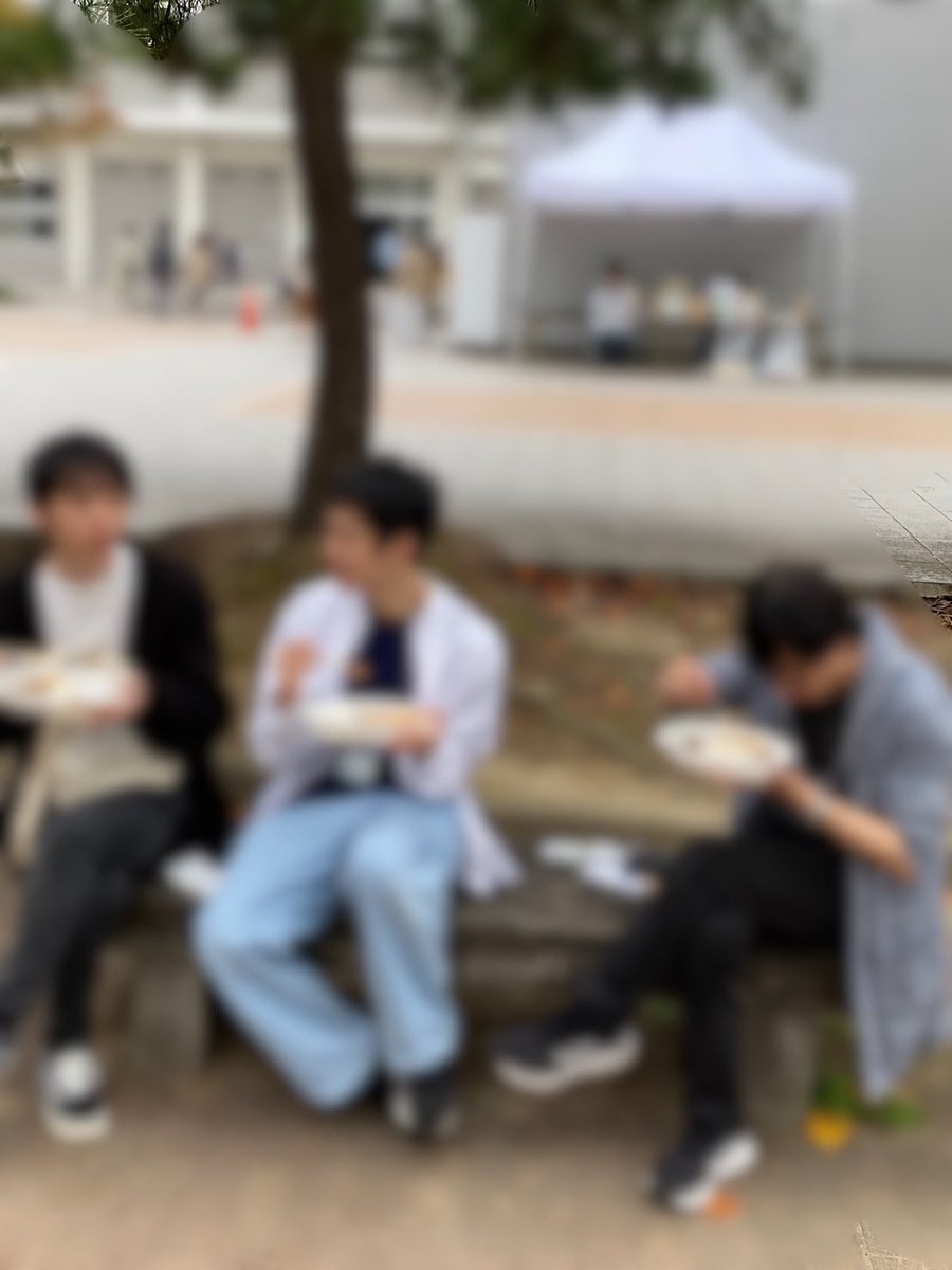 tomidaihoshi's tweet photo. 10/26,27に開催された富大祭にて、プラネタリウムとフォトコンを行いました‼️
たくさんの方に星の魅力を伝えることができて良かったです✨
また、部員たちも学祭を楽しむことができました！

来年もよろしくお願いします🙇
#富大祭2024
#富大祭 https://t.co/wiffwiZN5V