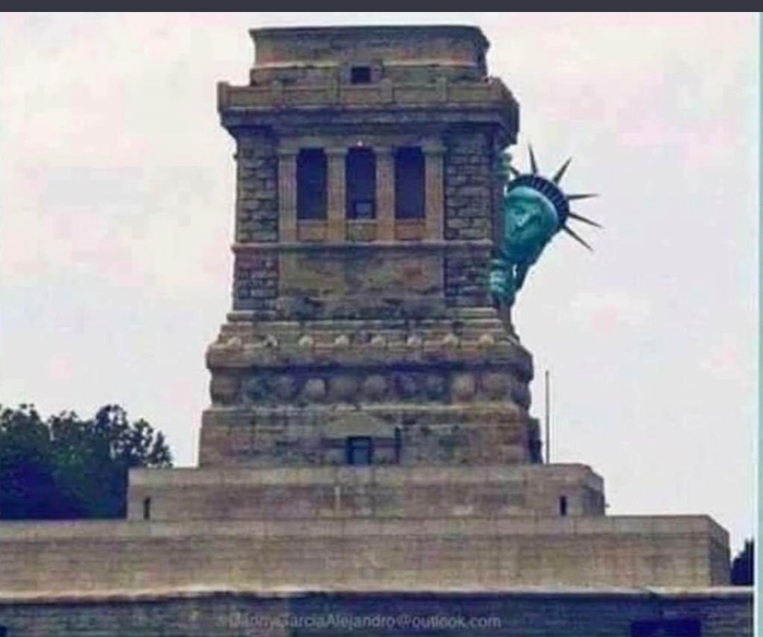 MzDeeVah14's tweet photo. Is He Gone Yet 
#VoteBlueDownBallot #VoteBlueToEndTheHate #VoteBlue #HarrisWalz2024 
#VoteBlue2024ProtectWomensRights #VoteBlueToStopACriminalDictator #VoteBlueToStopProject2025 #VoteBlueToProtectDemocracy 
#vote https://t.co/GopUL0vESq
