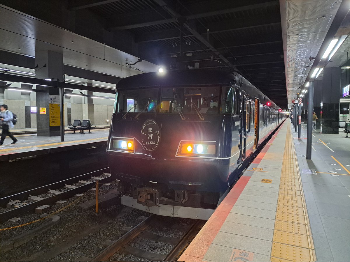 Ylimitedexpress's tweet photo. ウエストエクスプレス銀河乗車です https://t.co/qIGWcHWXVZ
