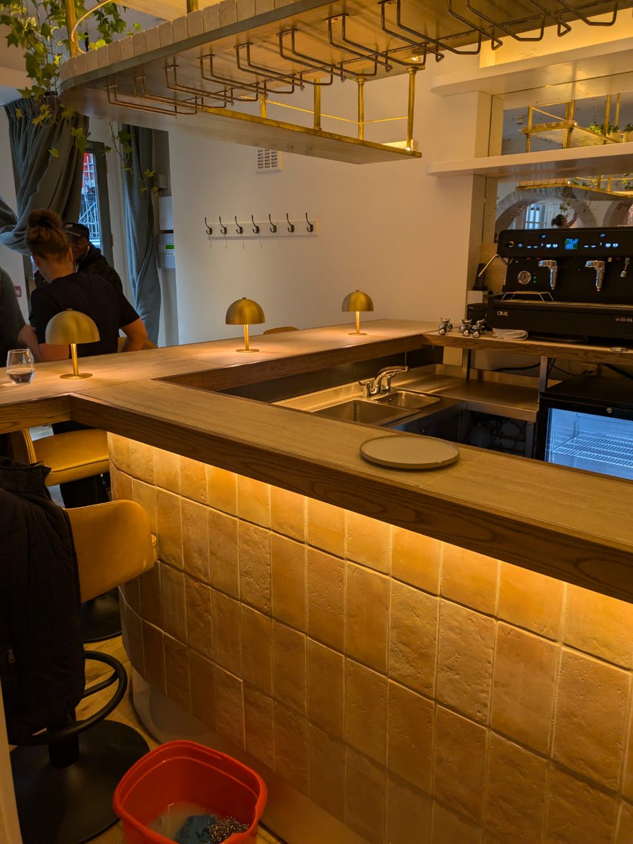 Fresson_and_Tee's tweet image. Becky Robertson of our office recently complete the FDPM role for a restaurant fit out at 13-15 Tavistock Street, Covent Garden.

#fandt #buildingconsultancy #charteredsurveyors #architects #projectmanagers #refurbishment