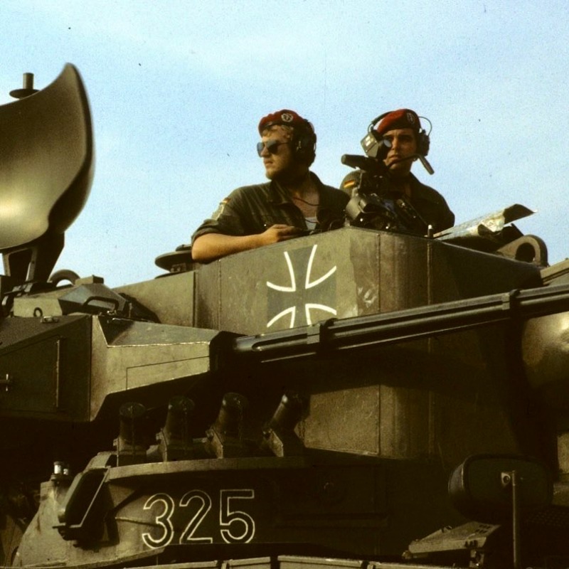 NATO's tweet photo. #DidYouKnow 🇩🇪 Germany was the front line of the Cold War in Europe for 40 years – hosting NATO troops to deter aggression from the East and contributing one of the largest militaries in the Alliance?

Learn more about Germany and NATO ⤵️