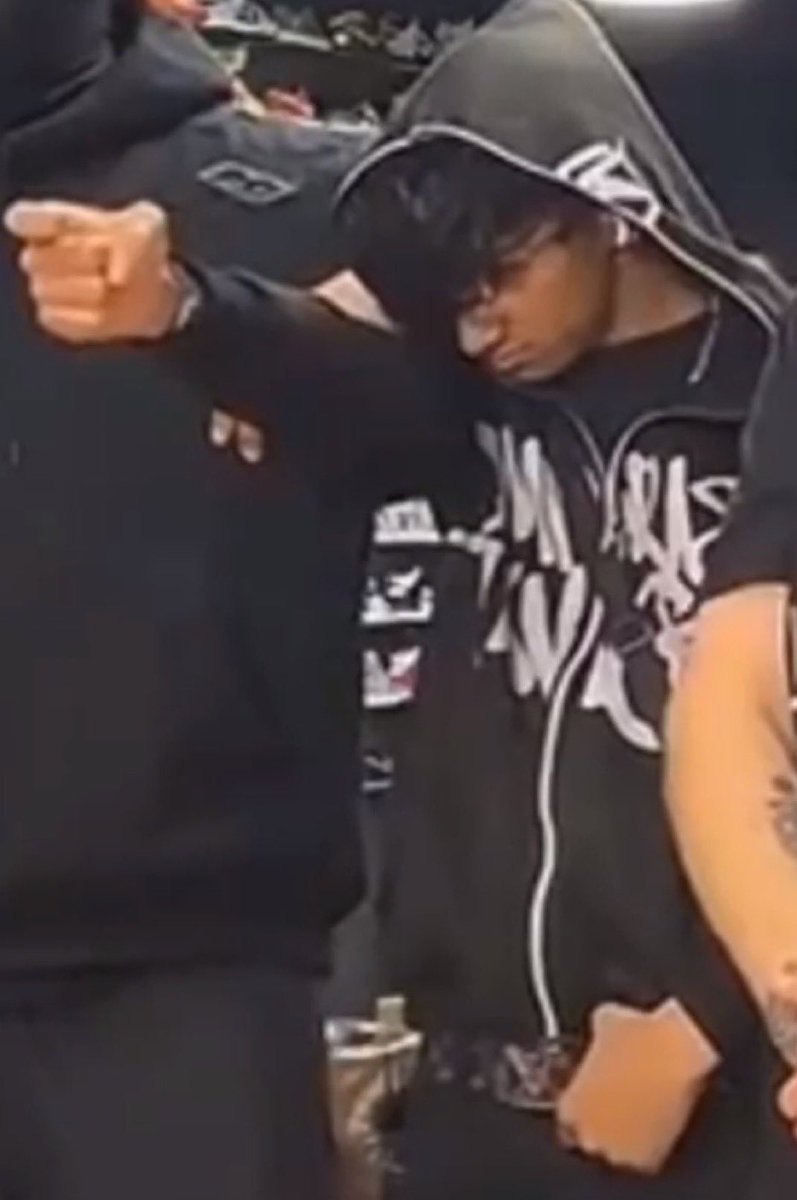 I felt bad changing my pfp. Shout out to bro, the streets will NEVER forget.