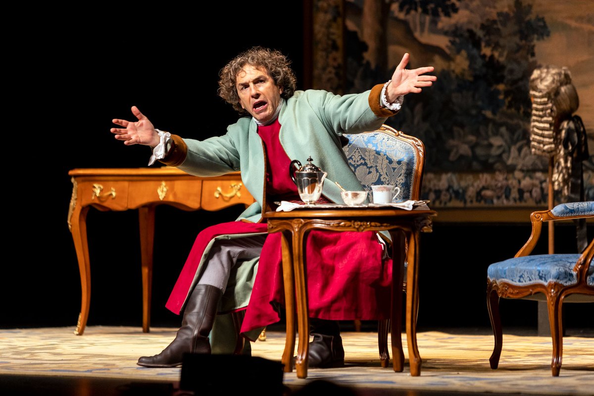 EspaiTer's tweet image. 🎭 Dissabte, sobre l'escenari de l'@EspaiTer, dos actors excepcionals, Josep Maria Flotats, que hi actuava per primer cop, i Pep Planas, van protagonitzar una delícia teatral que representa un acarament entre Voltaire i Rousseau.

Un plaer rebre aquesta proposta de @temporadaalta