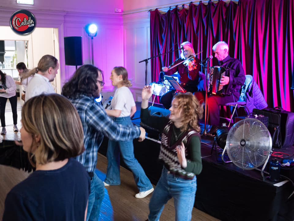 EdinburghCeilidhClub (@edceilidh) on Twitter photo We have a double ceilidh week this week, with John Carmichael playing tomorrow (Tuesday) at Summerhall and <a href="/Teannaich/">Teannaich Ceilidhs</a> on Friday at the Assembly Roxy (Sold Out). Don't miss it!!
#ceilidh #Edinburgh #dancing #livemusic We have a double ceilidh week this week, with John Carmichael playing tomorrow (Tuesday) at Summerhall and <a href="/Teannaich/">Teannaich Ceilidhs</a> on Friday at the Assembly Roxy (Sold Out). Don't miss it!!
#ceilidh #Edinburgh #dancing #livemusic