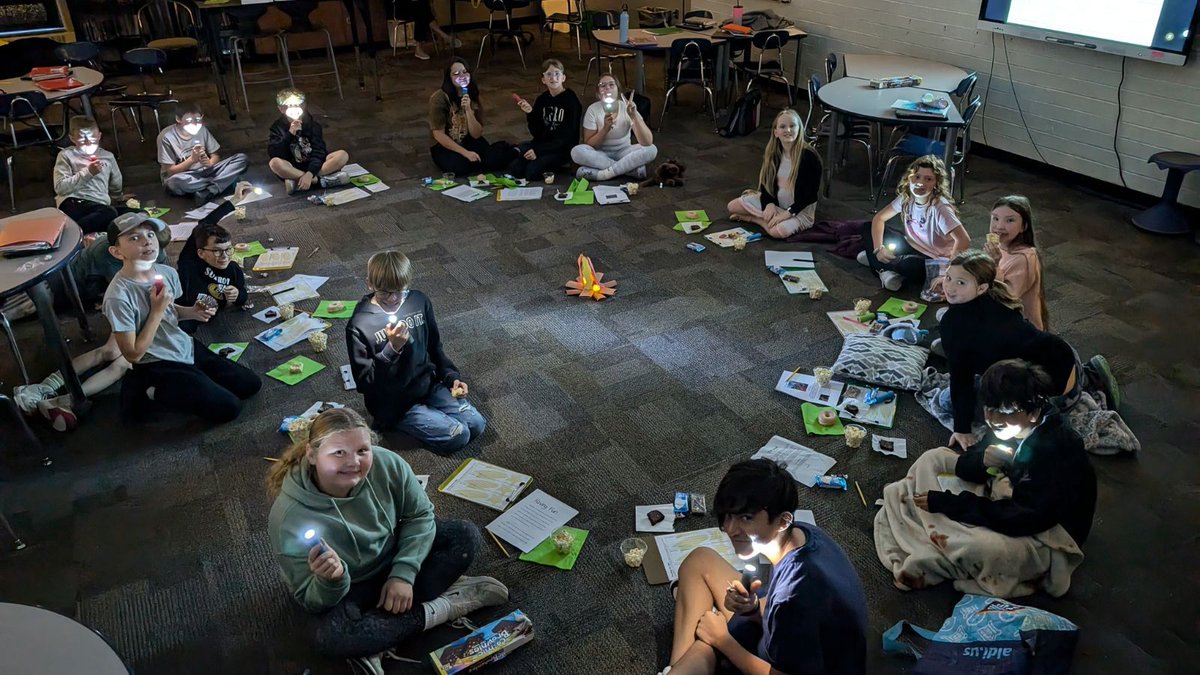 East Troy CSD tweet media