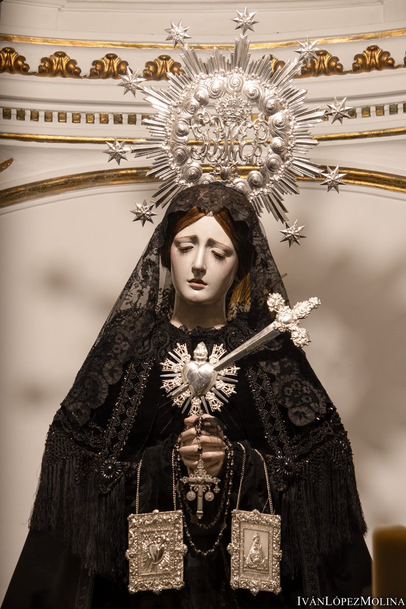 IvanLopezFotos's tweet photo. Ntra. Sra. de los Dolores del Puente ataviada para la Conmemoración de los Fieles Difuntos. 
.
@doloresdlpuente 
#CofradíasMLG https://t.co/CZIZ9h7Ock