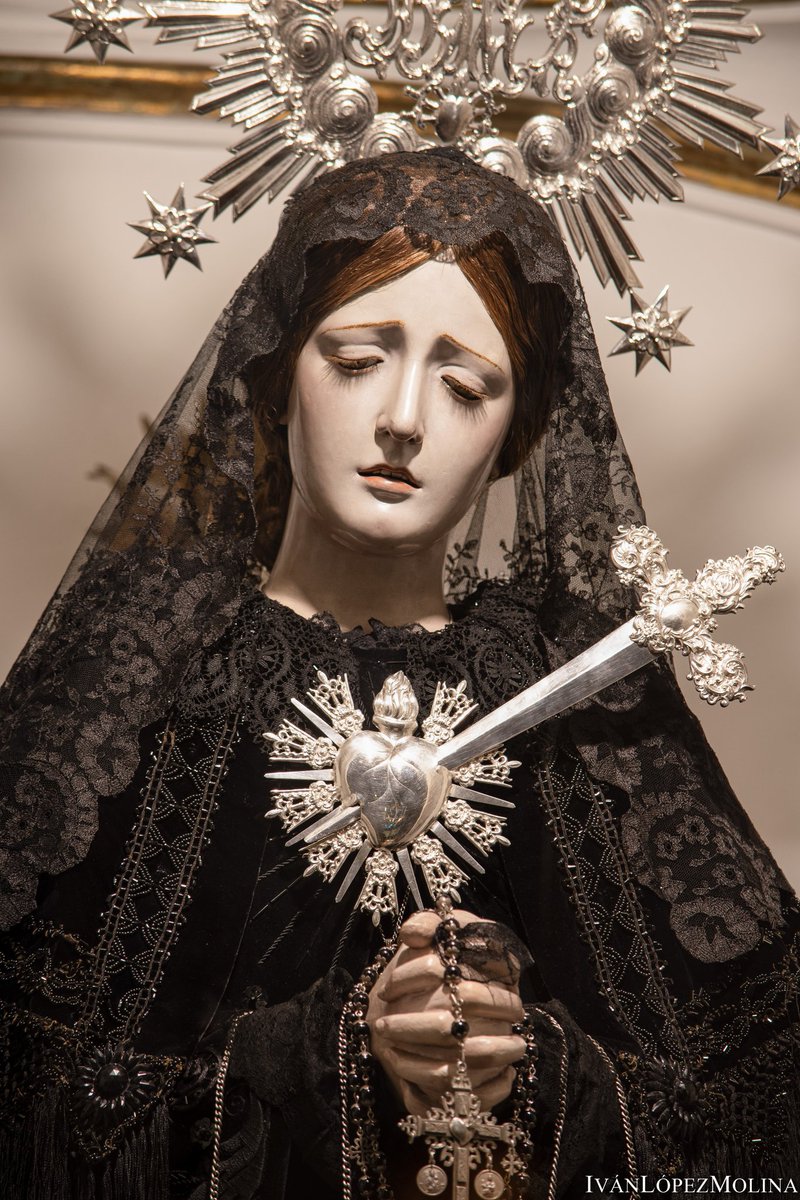IvanLopezFotos's tweet photo. Ntra. Sra. de los Dolores del Puente ataviada para la Conmemoración de los Fieles Difuntos. 
.
@doloresdlpuente 
#CofradíasMLG https://t.co/CZIZ9h7Ock