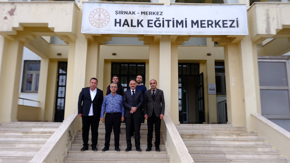 İl Millî Eğitim Müdürümüz Sayın Bilal Yılmaz ÇANDIROĞLU, Halk Eğitimi Merkezi ve İstiklal İlkokulunu ziyaret etti. Öğrencilerle yakından ilgilenen Sayın Müdürümüz sınıf ziyaretlerinin ardından öğretmenlerimizle bir araya geldi.

<a href="/tcmeb/">Millî Eğitim Bakanlığı</a> <a href="/Yusuf__Tekin/">Yusuf Tekin</a> <a href="/BirolEkici73/">Birol Ekici</a> <a href="/bycandiroglu/">Bilal Hoca</a>