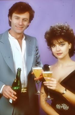 LanesChica's tweet photo. #HollyIsBack #ReuniteRnH #RH41 #GiveRnHTheirHEA #GH61 #RnHDeserveTheirHEA #RnHAlwaysAndForever @GeneralHospital @nathanvarni @valentinifrank https://t.co/BzU2fCLo6C