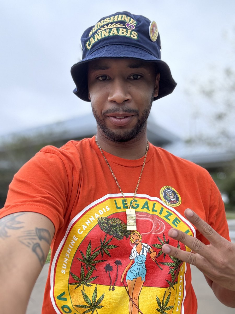 DreadG5's tweet image. I made sure I got out early to go VOTE 🫡💯 Vote #YesOn3 ✅ let’s pass A3 in Florida 🚨💪🏽 

#NothingButDaTruth #DreadG5 #SunshineFam #FloridaCannabis #CannabisReform #VoteYesOn3 #FLVoters #CannabisCommunity #CannabisLegalization
#CannabisForFL #FloridaVotes #EndProhibition