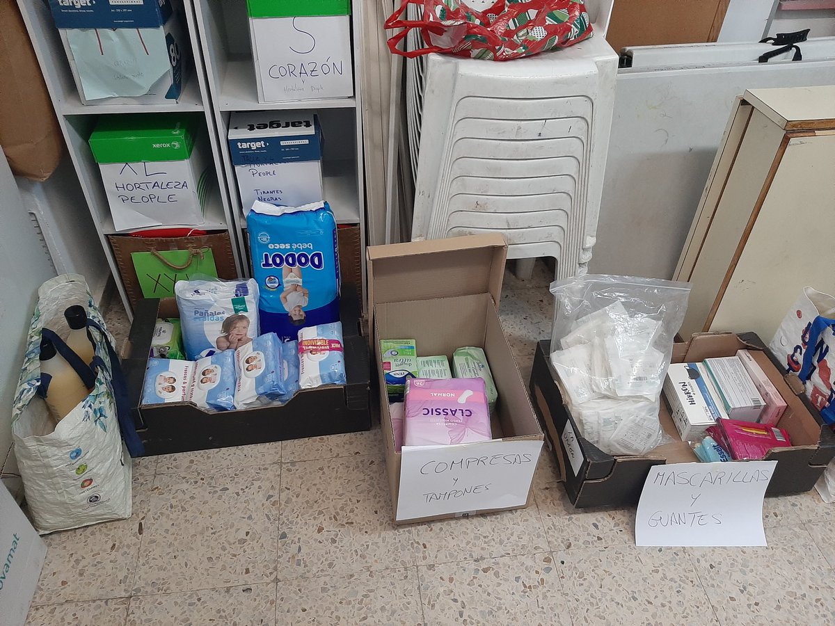 AVLaUnion's tweet photo. Equipazo recogida solidaria en #Hortaleza
Gracias y enhorabuena al vecindario por las solidaridad.
Hoy hemos llevado ya dos coches al punto limpio.
#solidaridadvecinal #Dana https://t.co/XTVC0PX2nu