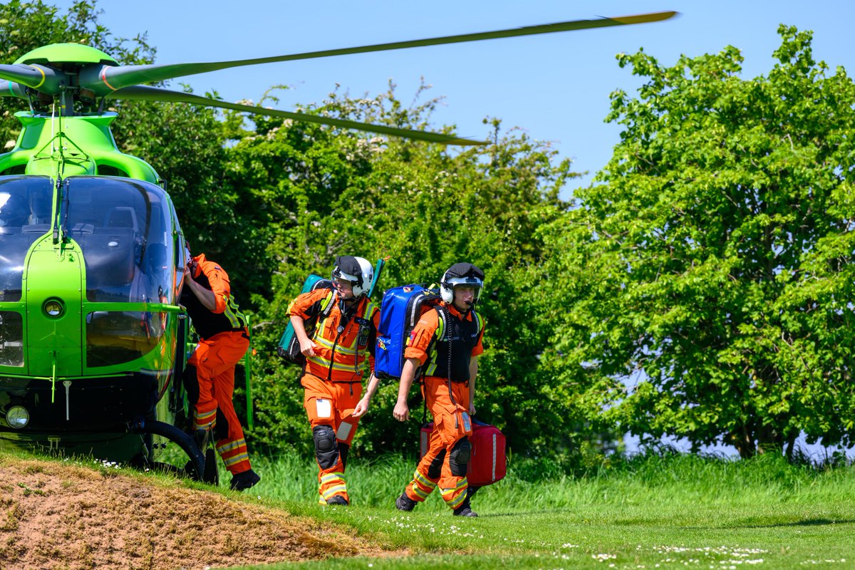 wardssolicitors's tweet photo. Did you know, during November, our solicitors are donating their time for free and waiving their usual fee when you make or update your Will, in return for a donation to Great Western Air Ambulance charity.  
You can find out more here: https://t.co/MG3lPDY6dn https://t.co/RH8mDP5vuU