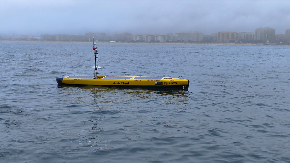 🌊 JUNO project sails towards innovative ocean observation 
🛶 This year, we tested Caravel, an #OceanObservation vehicle powered by green energy 🔍 Our remote sensing algorithms are now ready to detect ocean fronts, upwelling &amp; eddies
🔗 Full story: lnkd.in/d7BubSQC